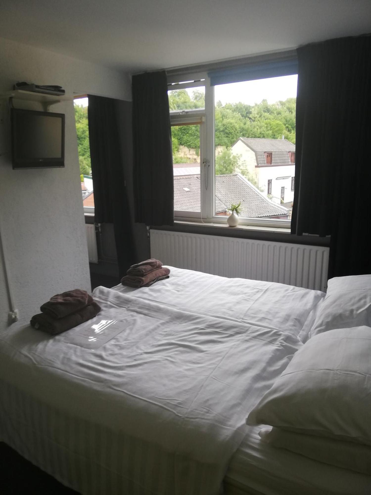 Hotel B&B LeLa Valkenburg aan de Geul Zimmer foto